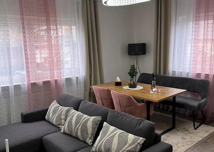 アパート Ferienwohnung Ferlach